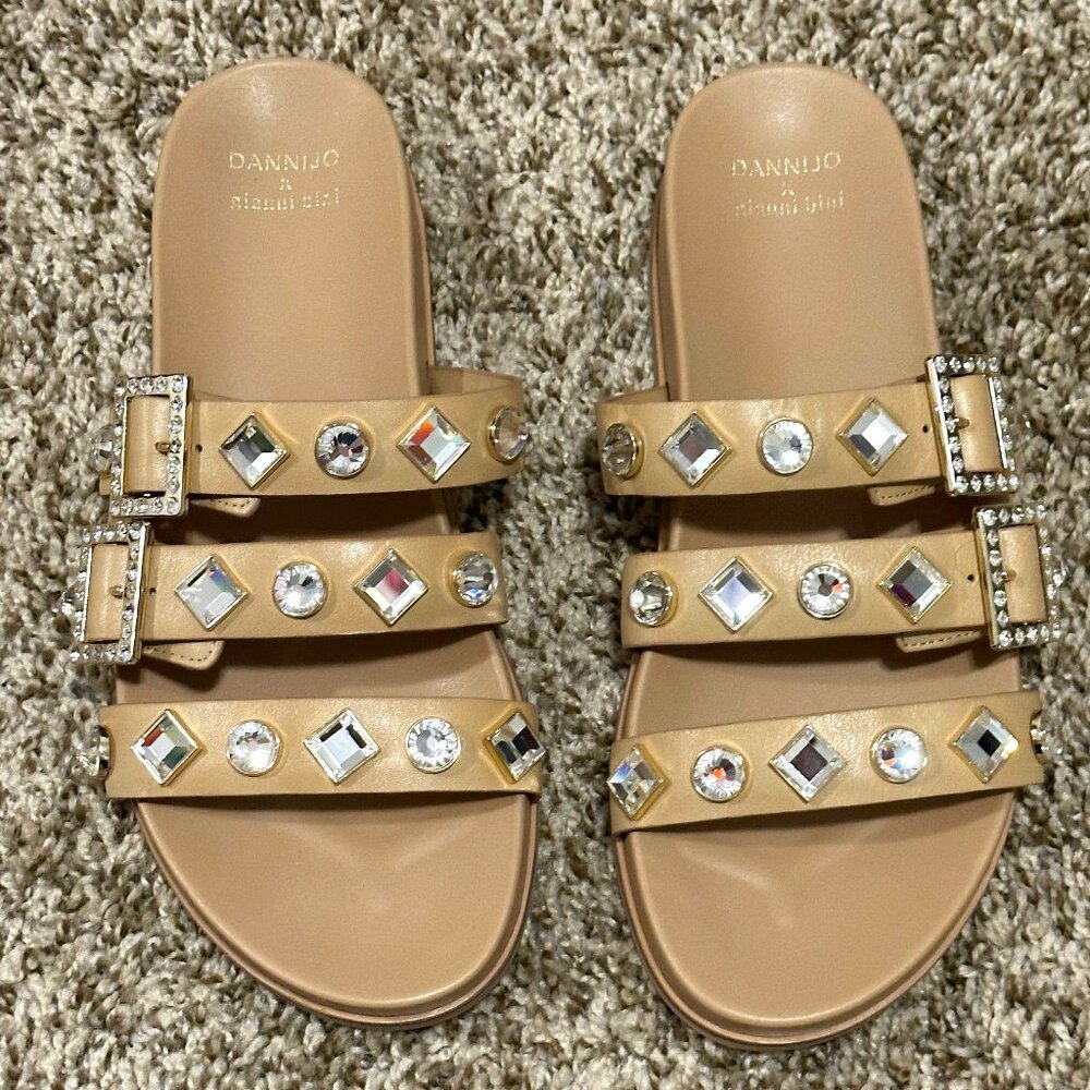 Dannijo x Gianni Bini Kaia Jewel Sandals Women's (SIZE 9)